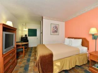 Budget Inn Of Okeechobee Værelse billede