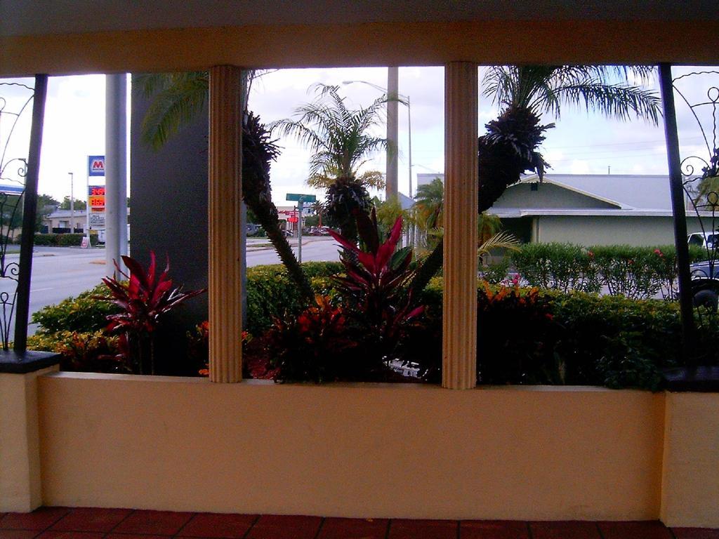 Budget Inn Of Okeechobee Eksteriør billede
